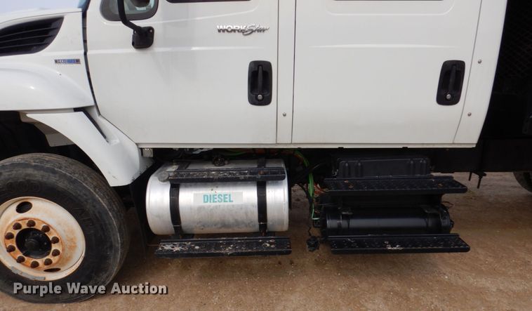 image for item IM9842 2010 International 7400  Crew Cab water truck