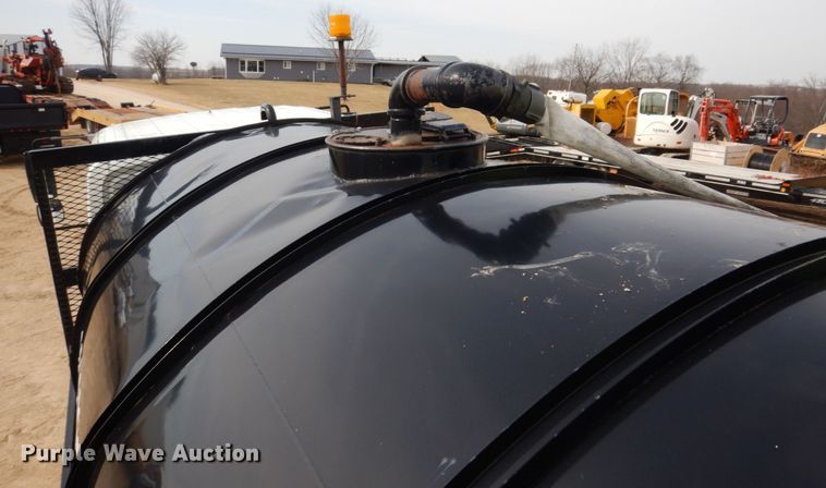 image for item IM9842 2010 International 7400  Crew Cab water truck