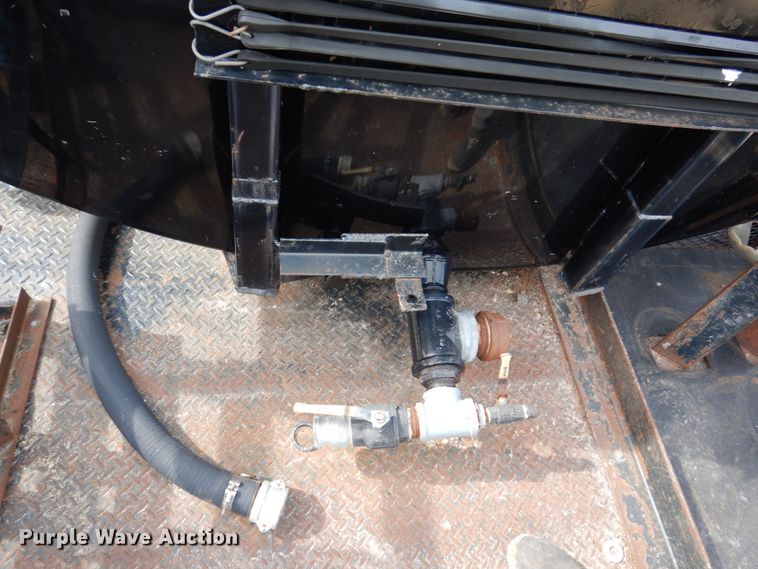 image for item IM9842 2010 International 7400  Crew Cab water truck