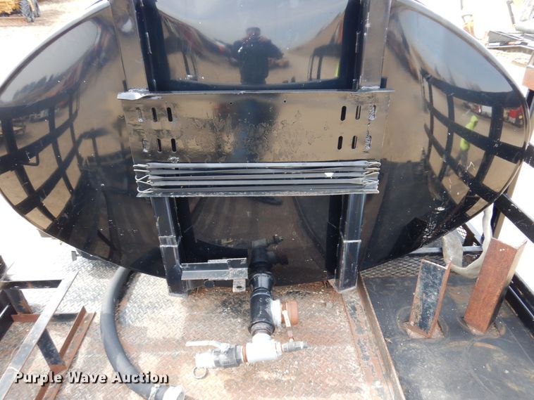 image for item IM9842 2010 International 7400  Crew Cab water truck