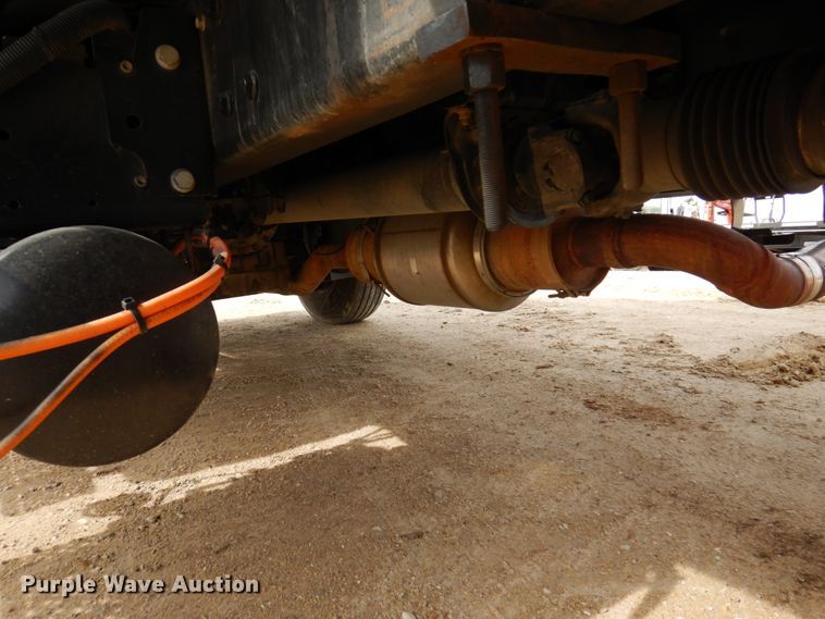 image for item IM9842 2010 International 7400  Crew Cab water truck