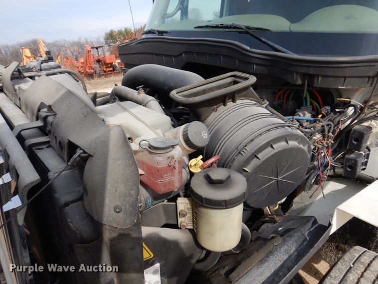 image for item IM9842 2010 International 7400  Crew Cab water truck