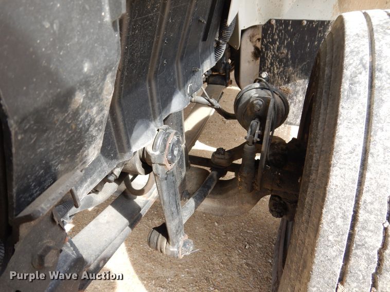 image for item IM9842 2010 International 7400  Crew Cab water truck