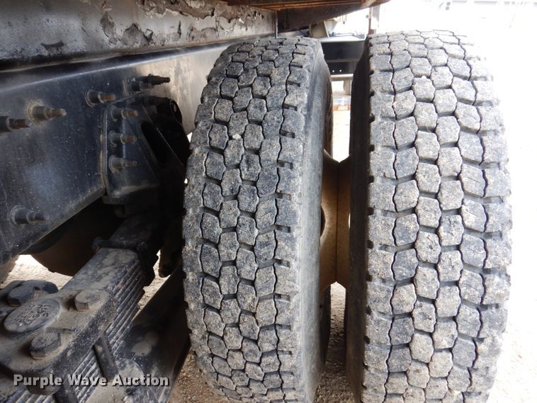 image for item IM9842 2010 International 7400  Crew Cab water truck