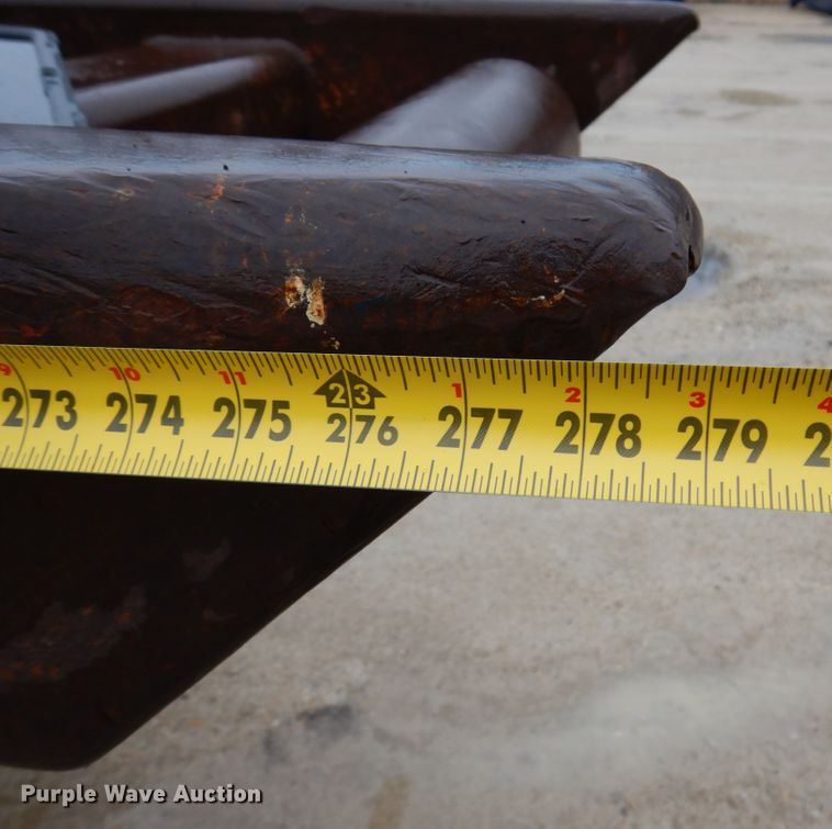 image for item IM9861 1995 Mack RD Series  roll-off container truck