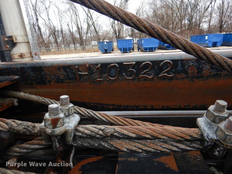 image for item IM9861 1995 Mack RD Series  roll-off container truck