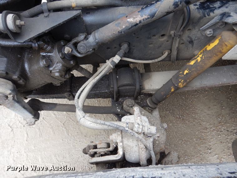 image for item IM9862 1999 International 4900  refuse truck