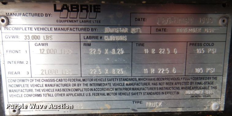 image for item IM9862 1999 International 4900  refuse truck