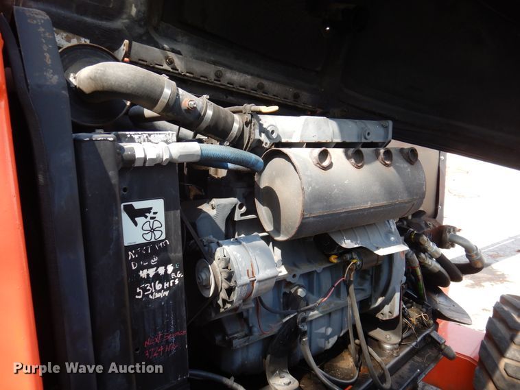 image for item IV9533 2000 JLG 800A  boom lift