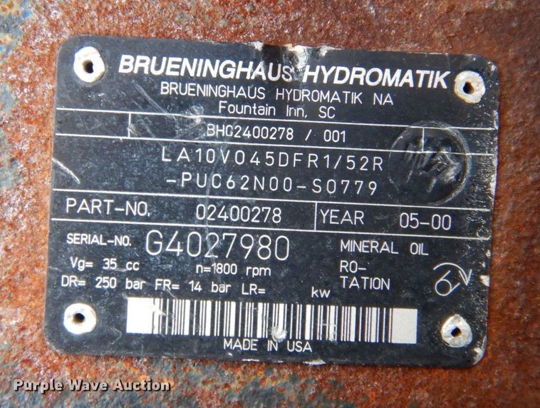 image for item IV9533 2000 JLG 800A  boom lift