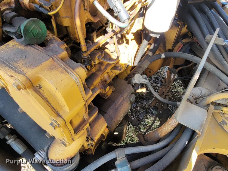 image for item JE9947 2007 Caterpillar CB-534D XW  double drum vibratory roller