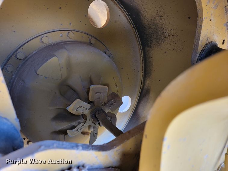 image for item JE9947 2007 Caterpillar CB-534D XW  double drum vibratory roller