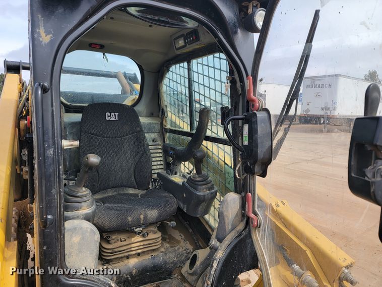 image for item JE9949 Caterpillar 299D2  tracked skid steer loader