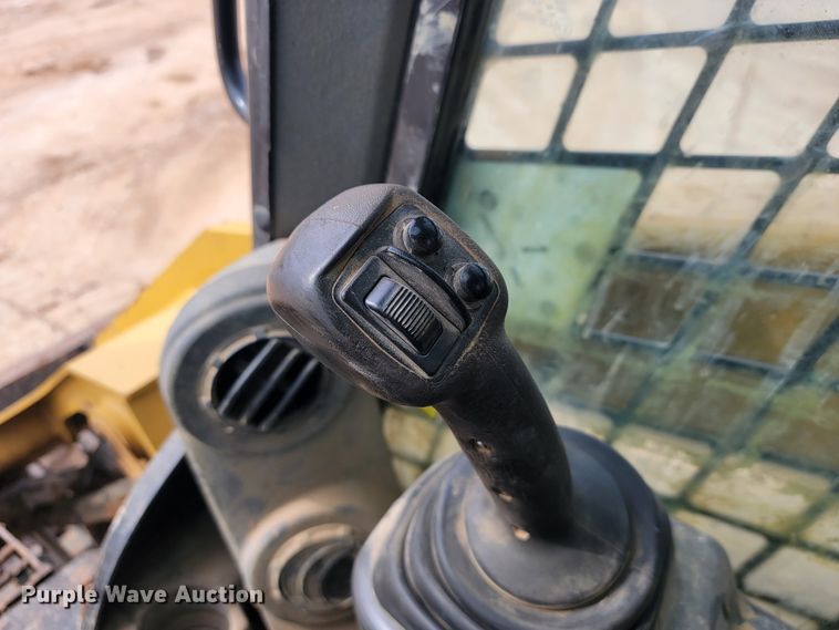 image for item JE9949 Caterpillar 299D2  tracked skid steer loader