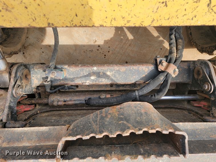 image for item JE9949 Caterpillar 299D2  tracked skid steer loader