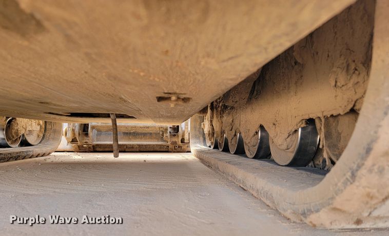 image for item JE9949 Caterpillar 299D2  tracked skid steer loader