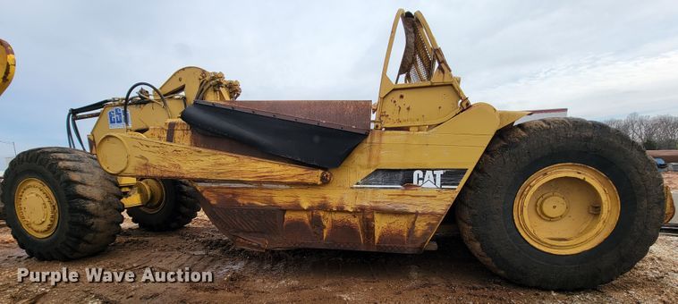 image for item JE9953 Caterpillar 631B  scraper
