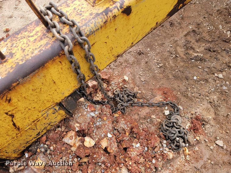 image for item JE9953 Caterpillar 631B  scraper