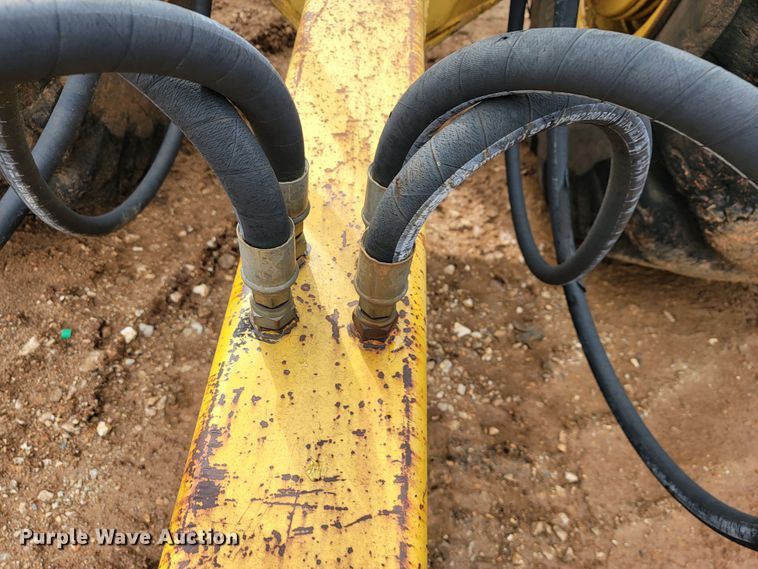 image for item JE9953 Caterpillar 631B  scraper