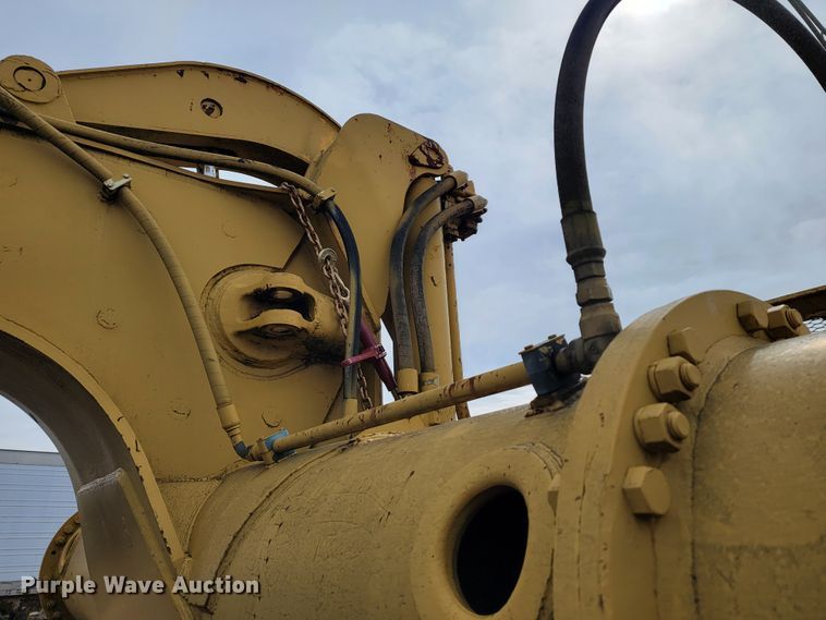 image for item JE9953 Caterpillar 631B  scraper