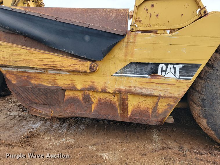 image for item JE9953 Caterpillar 631B  scraper