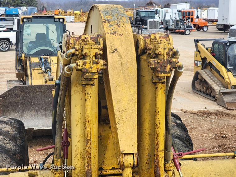 image for item JE9953 Caterpillar 631B  scraper