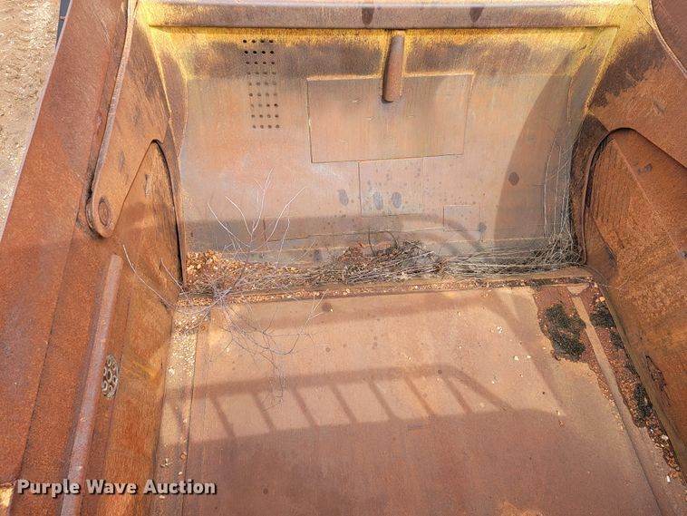 image for item JE9953 Caterpillar 631B  scraper