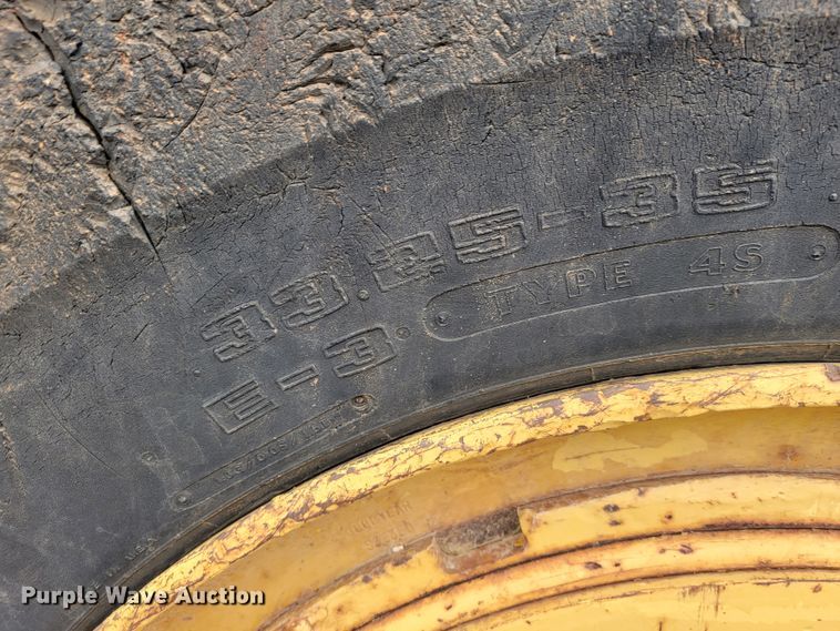 image for item JE9953 Caterpillar 631B  scraper