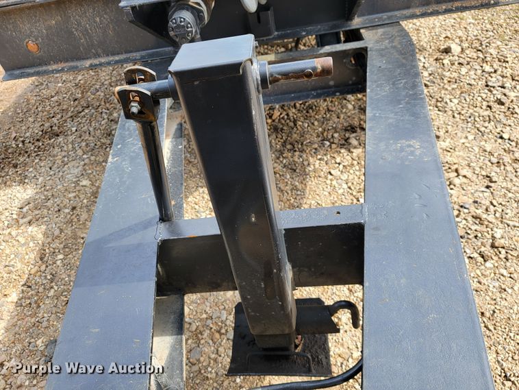 image for item JE9962 2002 Evaco  tilt deck equipment trailer