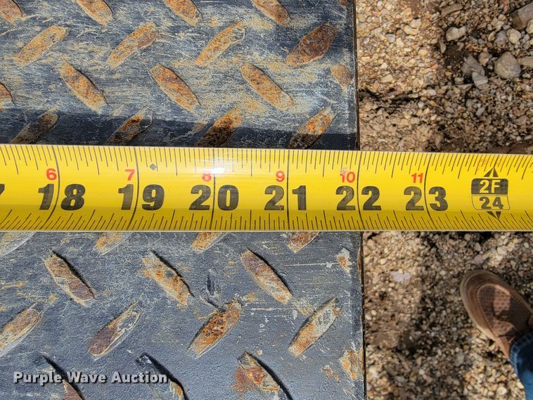 image for item JE9962 2002 Evaco  tilt deck equipment trailer