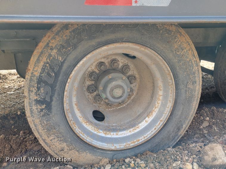 image for item JE9962 2002 Evaco  tilt deck equipment trailer