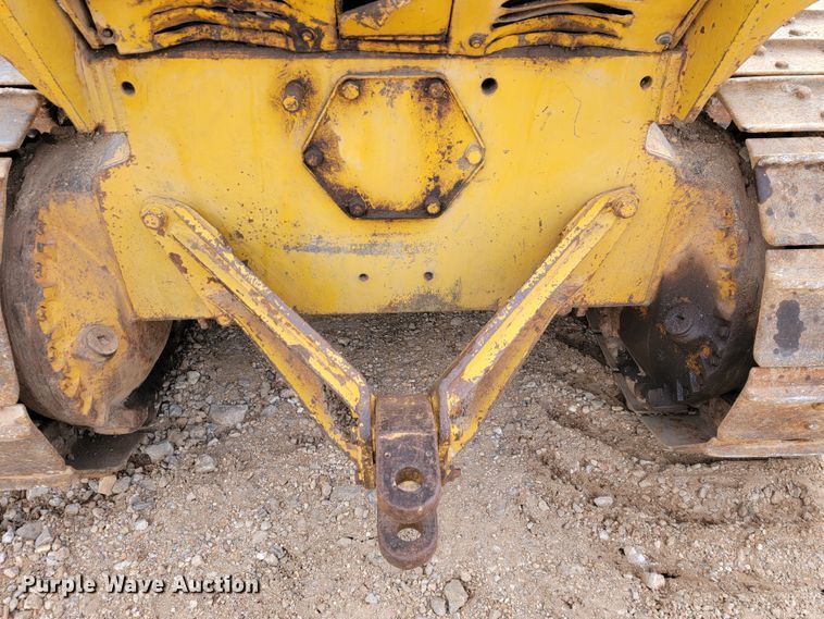 image for item JE9963 1969 Caterpillar D6C  dozer
