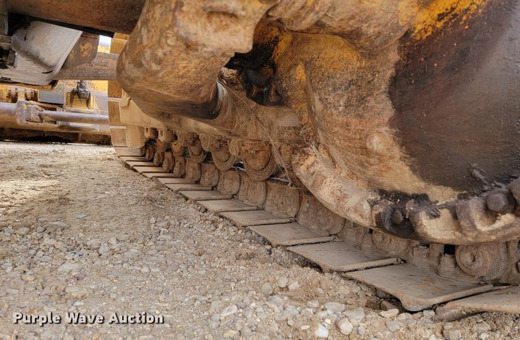 image for item JE9963 1969 Caterpillar D6C  dozer