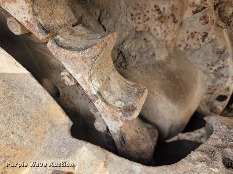 image for item JE9963 1969 Caterpillar D6C  dozer