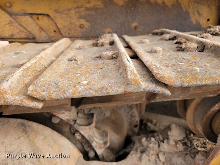 image for item JE9963 1969 Caterpillar D6C  dozer