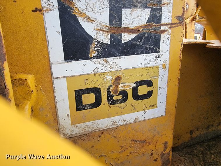 image for item JE9963 1969 Caterpillar D6C  dozer