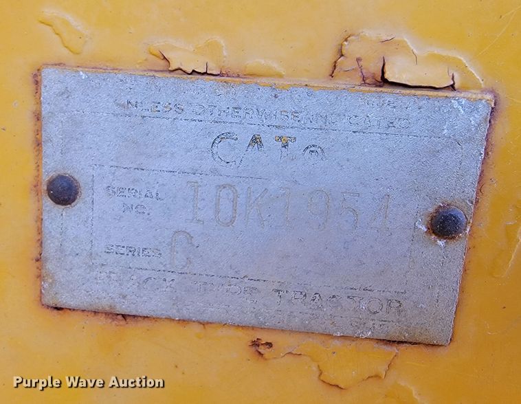 image for item JE9963 1969 Caterpillar D6C  dozer