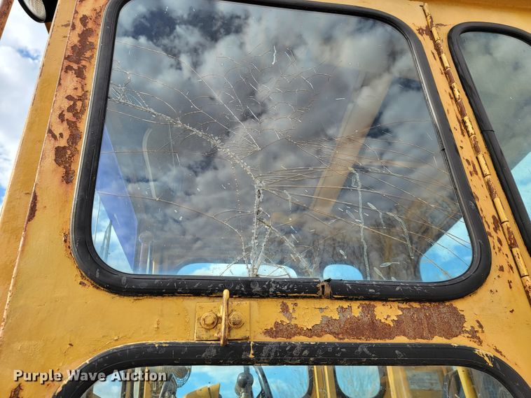 image for item JE9964 1979 Caterpillar 130G  motor grader