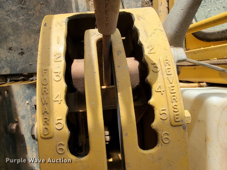 image for item JE9964 1979 Caterpillar 130G  motor grader