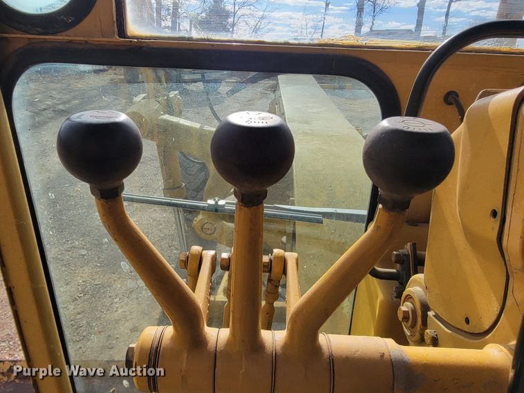 image for item JE9964 1979 Caterpillar 130G  motor grader