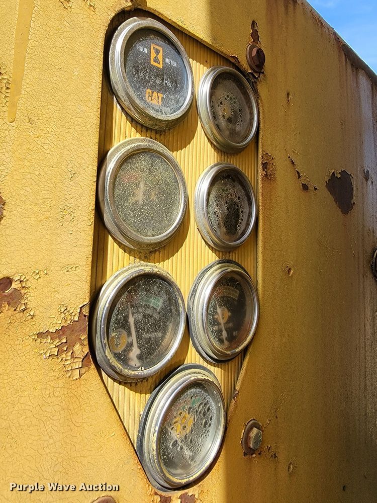 image for item JE9964 1979 Caterpillar 130G  motor grader