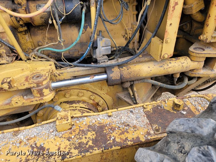 image for item JE9964 1979 Caterpillar 130G  motor grader