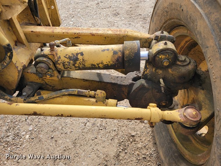 image for item JE9964 1979 Caterpillar 130G  motor grader