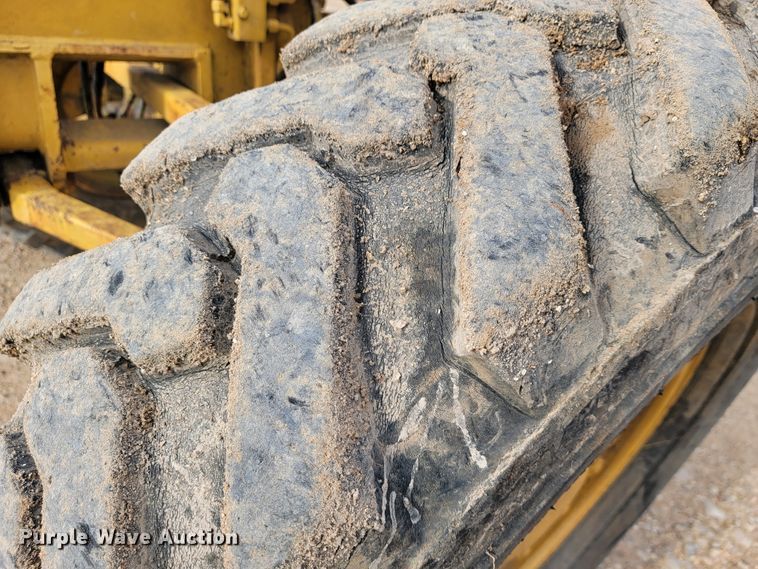 image for item JE9964 1979 Caterpillar 130G  motor grader