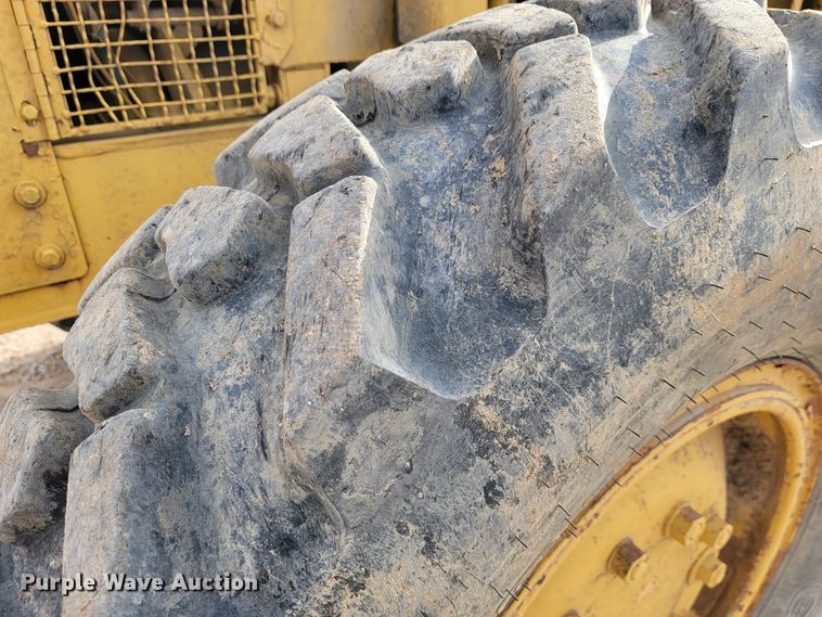 image for item JE9964 1979 Caterpillar 130G  motor grader