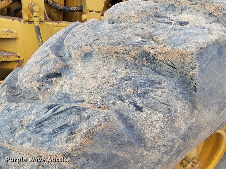 image for item JE9964 1979 Caterpillar 130G  motor grader