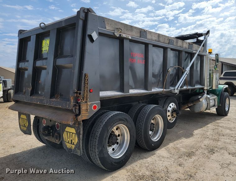 image for item JE9966 1995 Peterbilt 357  dump truck