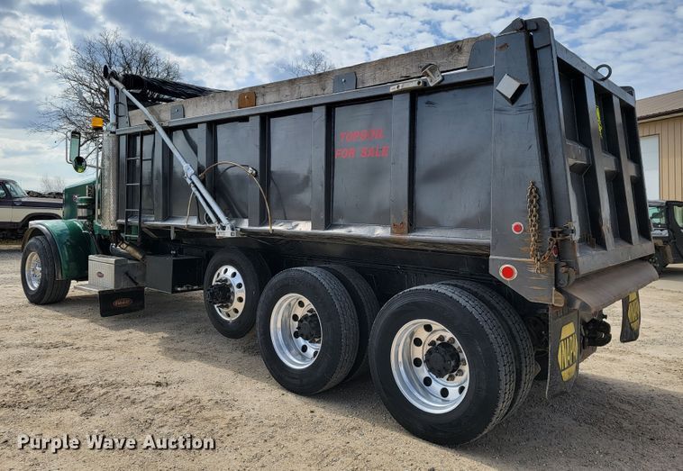 image for item JE9966 1995 Peterbilt 357  dump truck