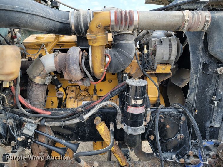 image for item JE9966 1995 Peterbilt 357  dump truck