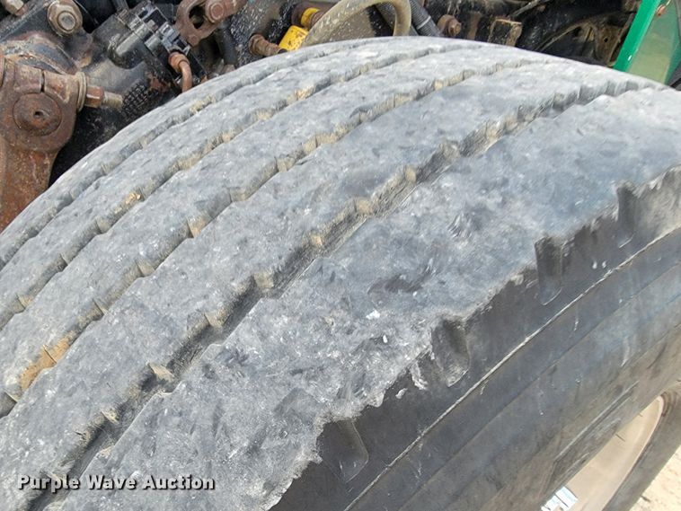 image for item JE9966 1995 Peterbilt 357  dump truck